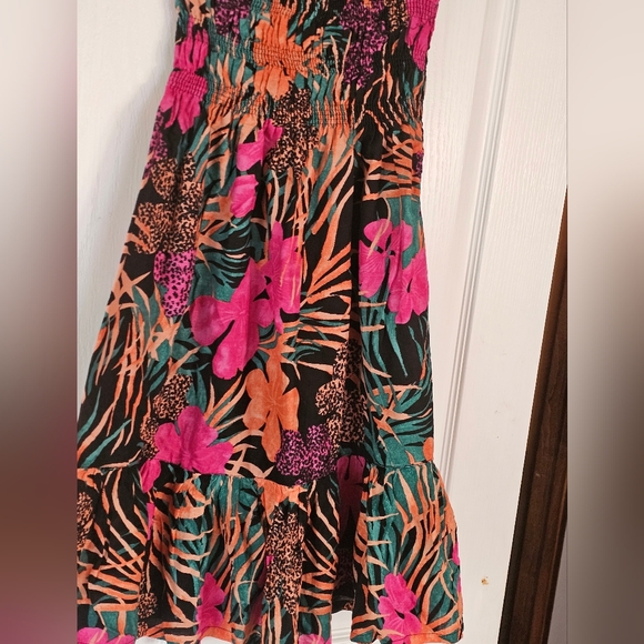 Moda International Floral Tub Top Dress with Pink and Orange Hues - Picture 6 of 8